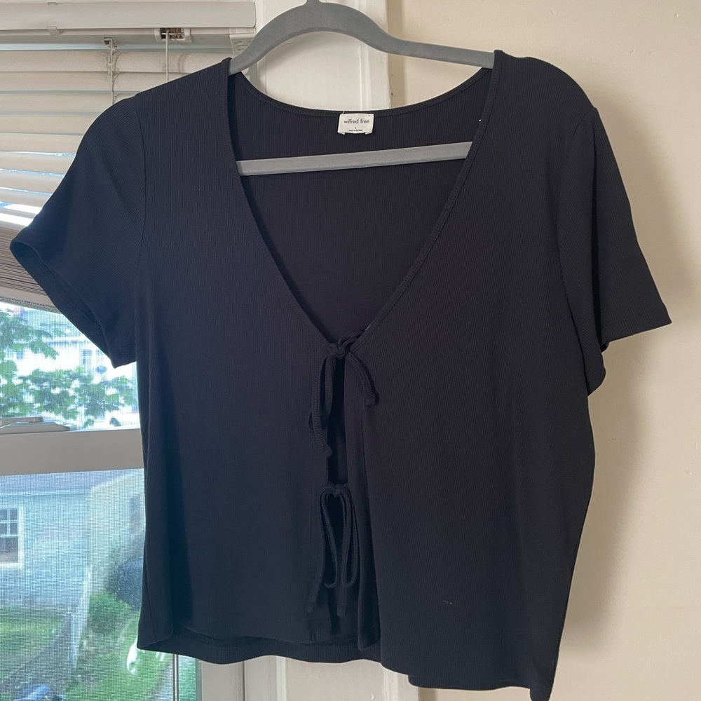 Wilfred Free top from Aritizia